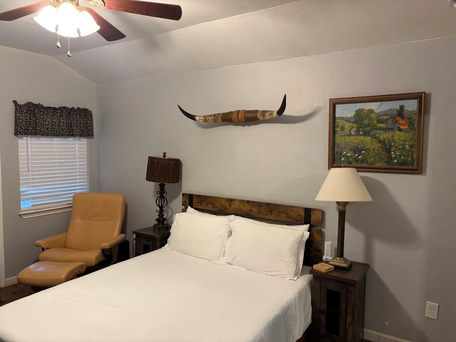 The queen bed in Cabin 1
