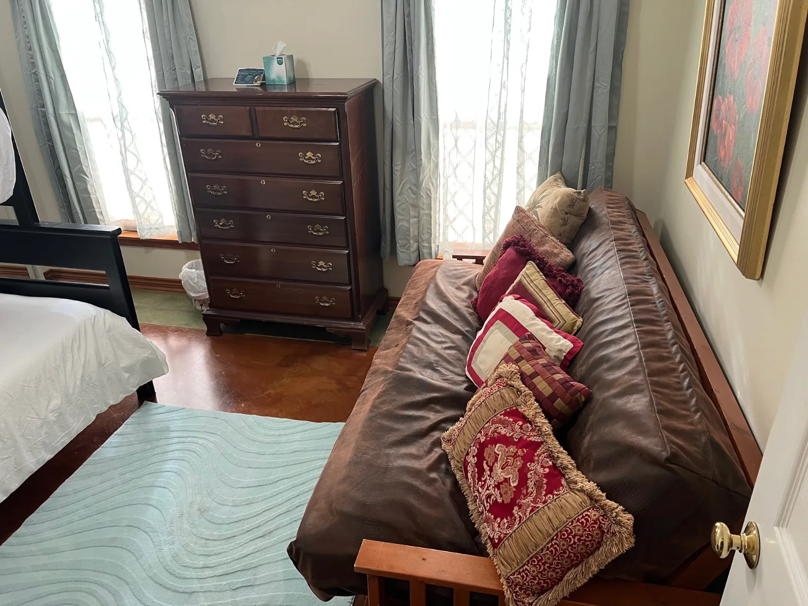 Twin-over-full bunk room in Cabin 3